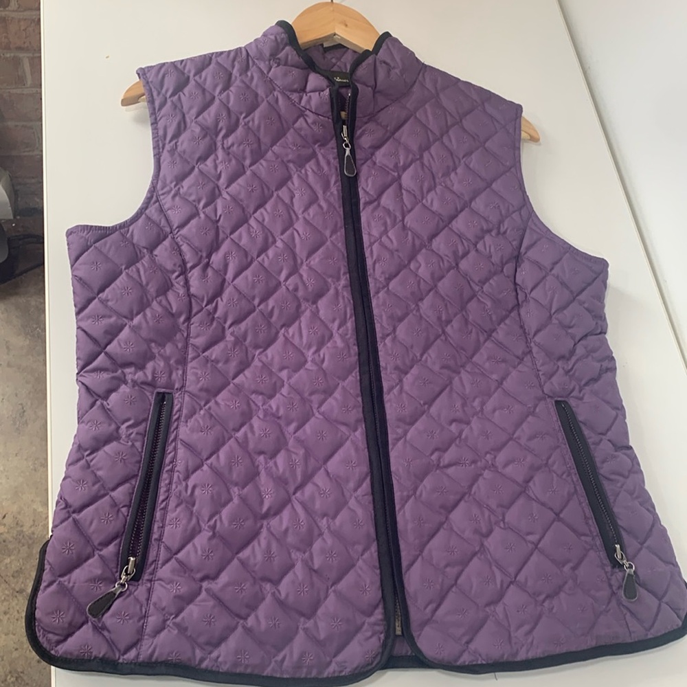 Eddie Bauer down vest